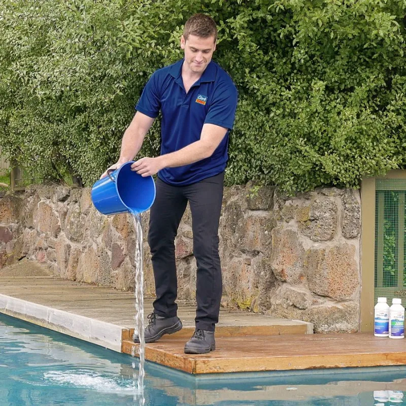 How to Remove Stains From a Swimming Pool
