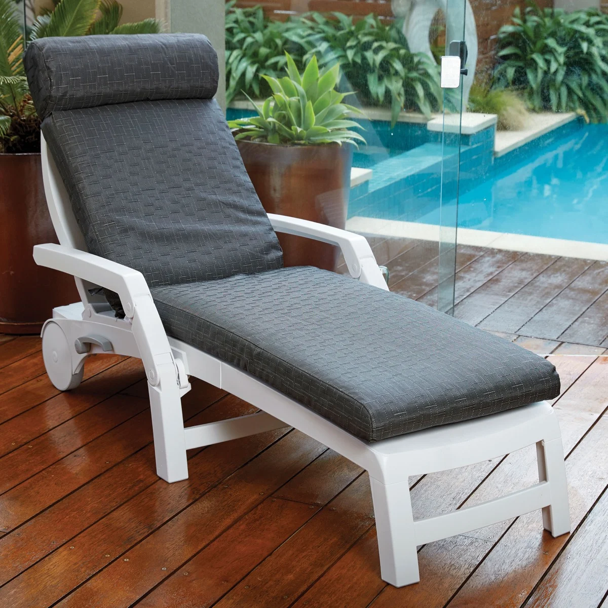 Tuf Stuff Sun Lounge Cushion Silkworm